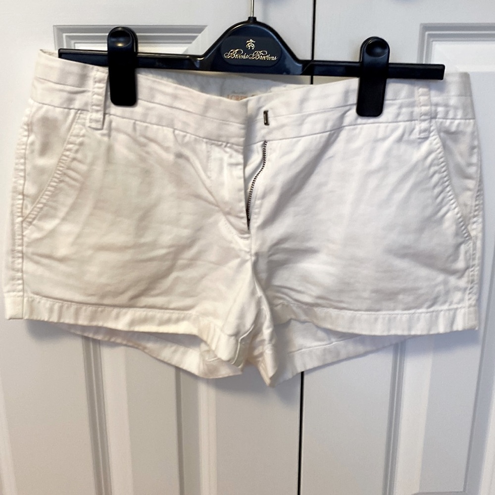 J. Crew Women’s white chino shorts, size 10, 3”